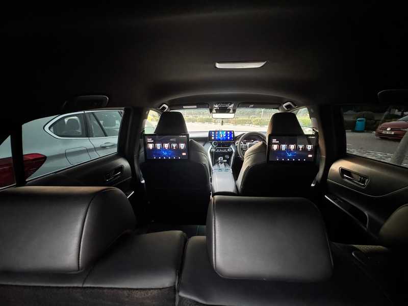 2021 Toyota Harrier 2,5L 2021 Cyprus