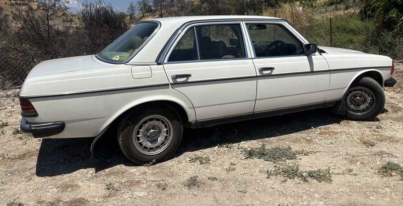 Mercedes-Benz C-Class 3,0L 1985