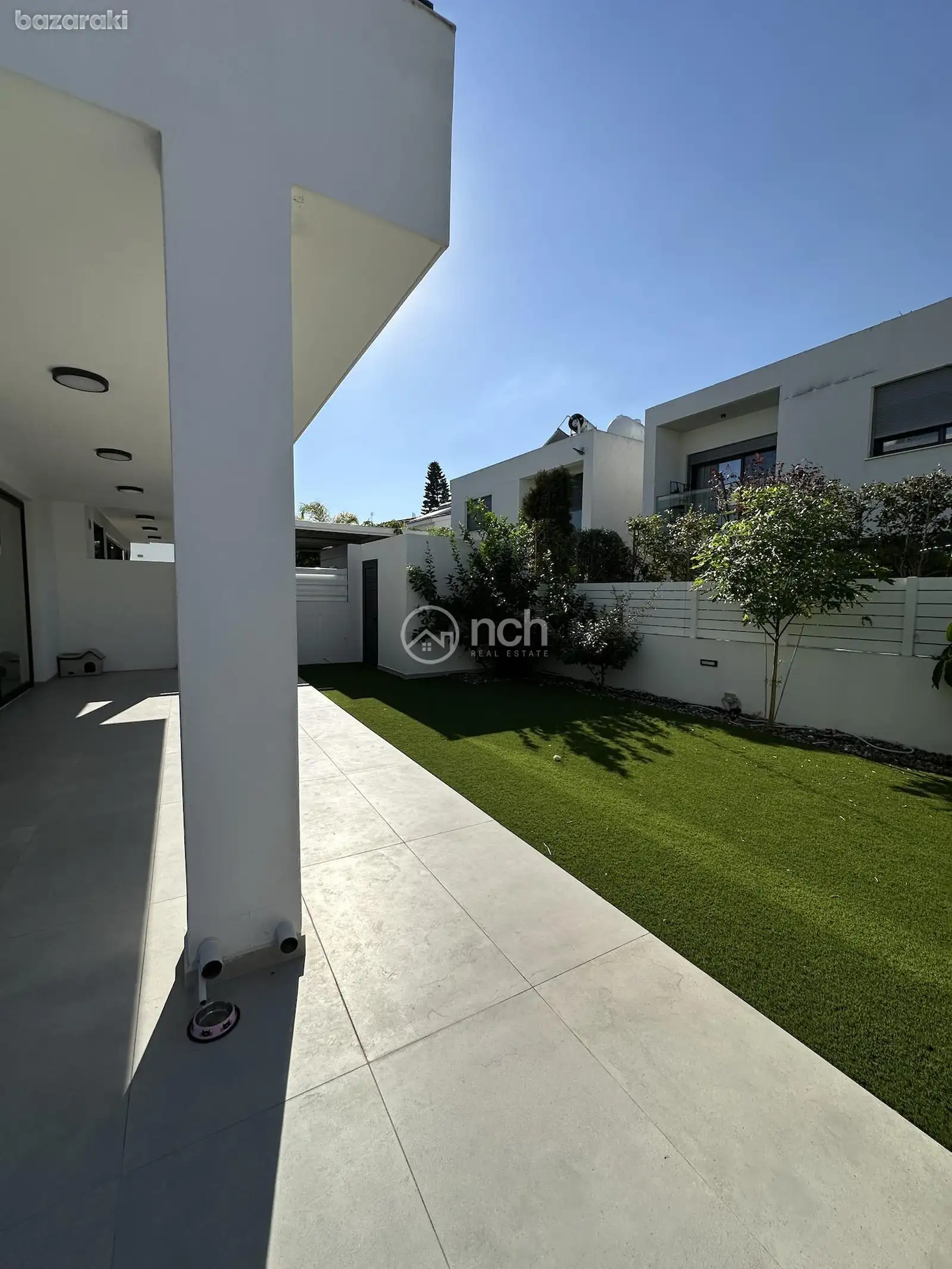 House, 3 bedrooms — 13