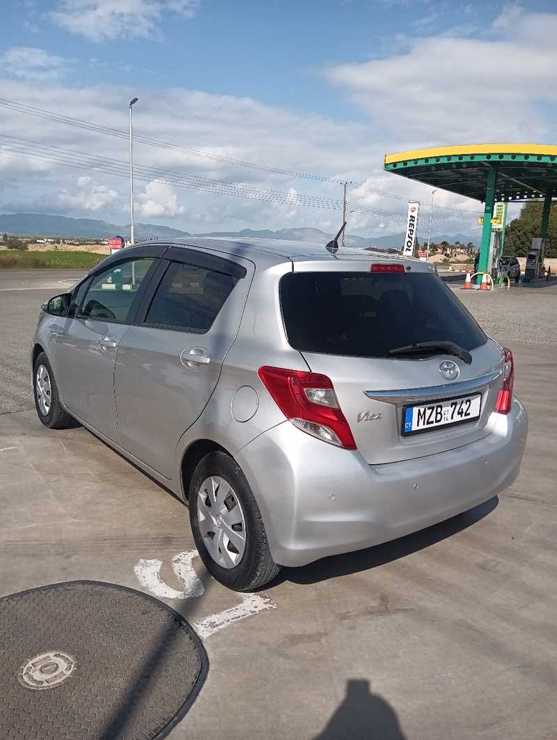 2014 Toyota Vitz 1,3L 2014 Cyprus