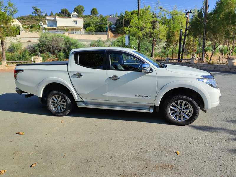 2017 Mitsubishi L200 2,4L 2017 Cyprus
