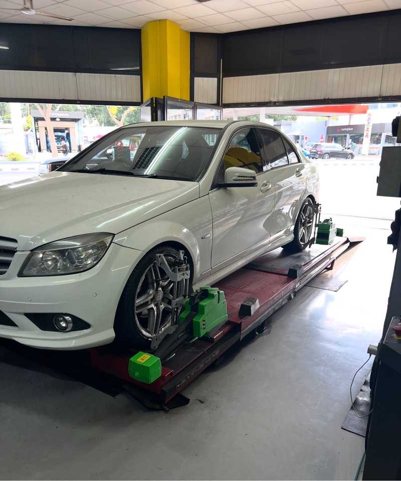 2010 Mercedes-Benz C-Class 2,1L 2010 Cyprus