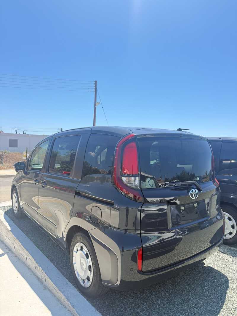 2023 Toyota Sienta 1,5L 2023 Cyprus