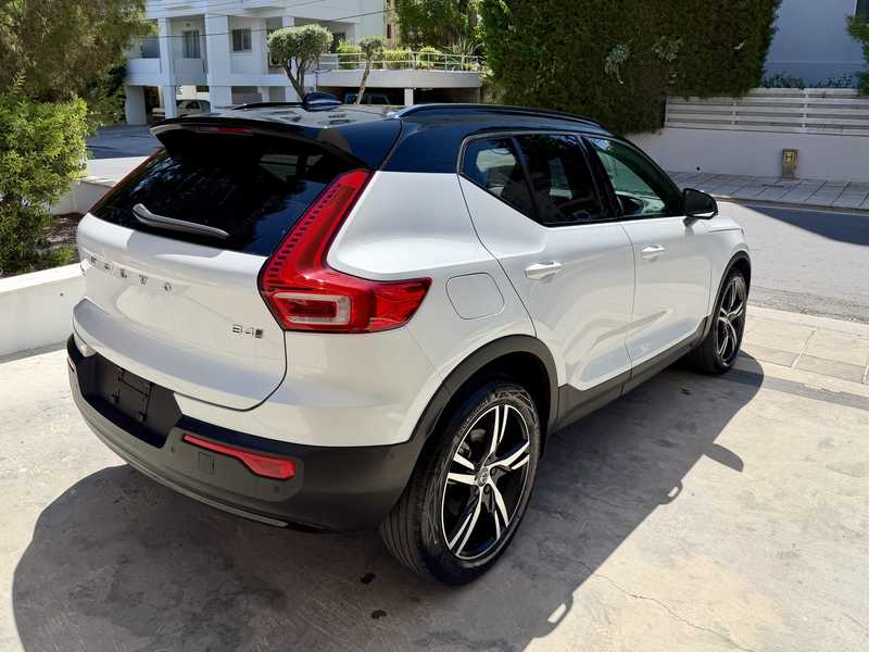 2022 Volvo XC40 2,0L 2022 Cyprus