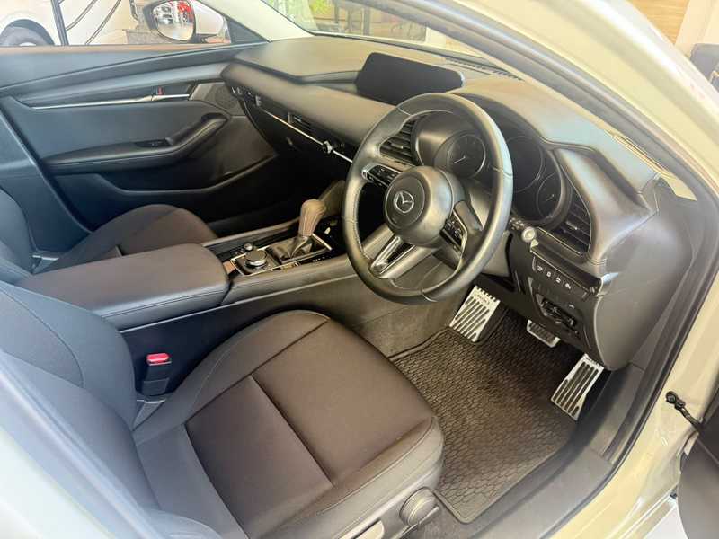 2023 Mazda 3 2,0L 2023 Cyprus