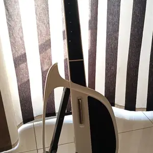 LiberLive C1 Stringless Guitar, Επαρχία Λάρνακας — Λάρνακα - Φοινικούδες
