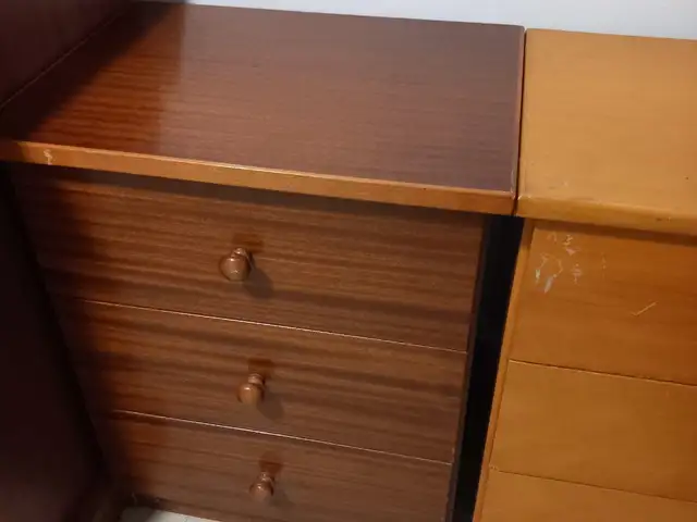 2 Cabinets, Επαρχία Λεμεσού — Λεμεσός - Αγία Ζώνη
