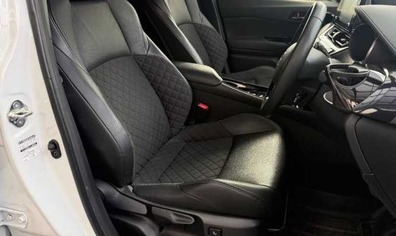 2022 Toyota C-HR 1,8L 2022 Cyprus