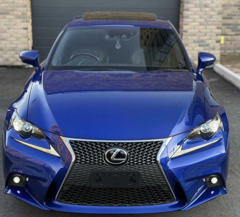 Lexus IS 2,0L 2015