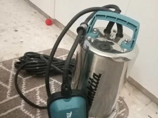 Πωλειται ολοκαινουργια αντλια νερου makita, Επαρχία Λεμεσού — Γερμασόγεια Τουριστική Περιοχή