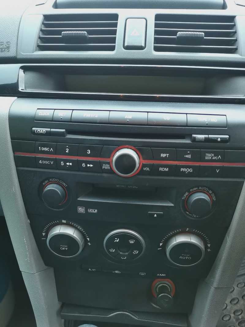 2005 Mazda Axela 1,5L 2005 Cyprus