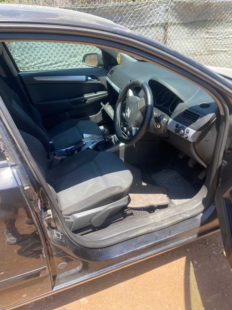 2005 Opel, Vauxhall Astra 1,4L 2005 Cyprus