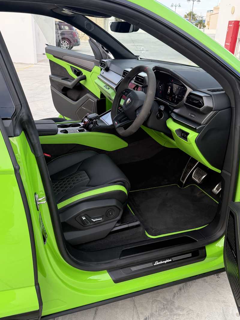 2025 Lamborghini Urus 4,0L 2025 Cyprus