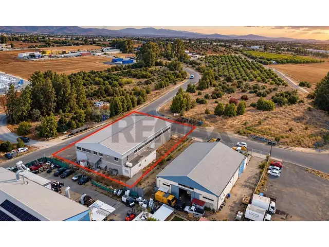 640m2 freehold warehouse polemidia industrial est., Επαρχία Λεμεσού — Πολεμίδια - Ανθούπολη