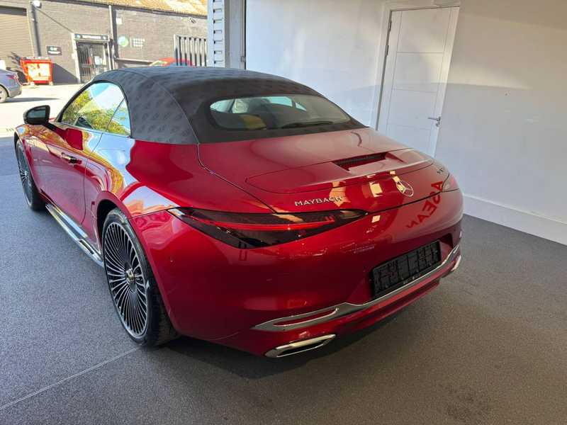 2025 Mercedes-Benz SL-Class 4,0L 2025 Cyprus