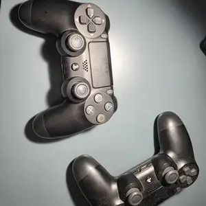 2 ps4 controllers, Επαρχία Λεμεσού — Γερμασόγεια