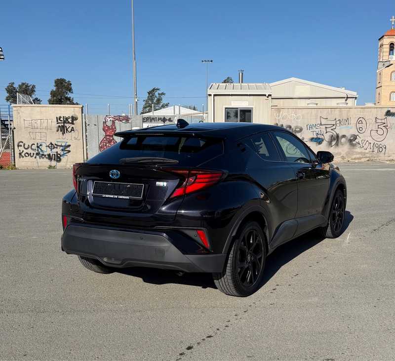 2021 Toyota C-HR 1,8L 2021 Cyprus