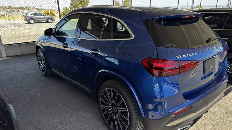 2025 Mercedes-Benz GLA-Class 2,0L 2025 Cyprus