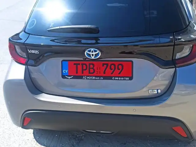 Hybrid car, Larnaca — Larnaka - Finikoudes