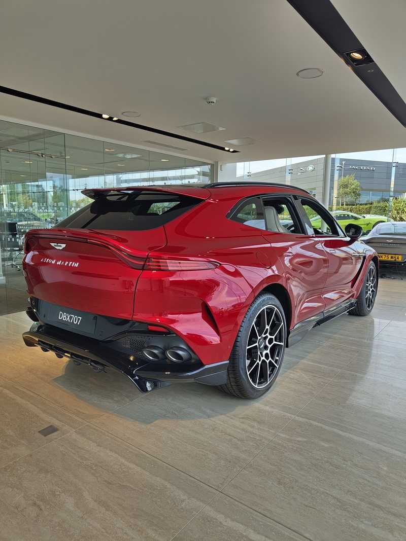 2025 Aston Martin DBX 4,0L 2025 Cyprus