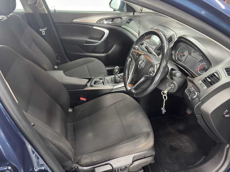 2015 Opel, Vauxhall Insignia 2,0L 2015 Cyprus