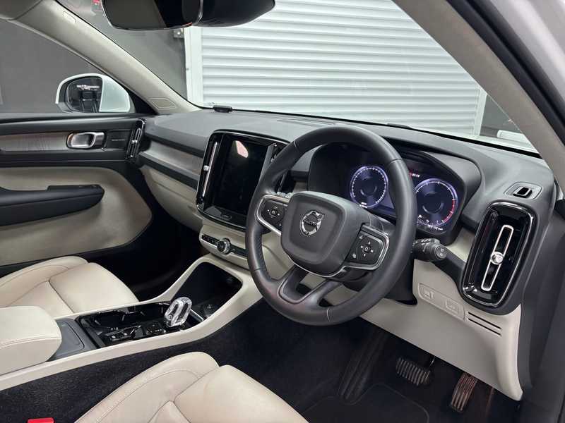 2022 Volvo XC40 2,0L 2022 Cyprus