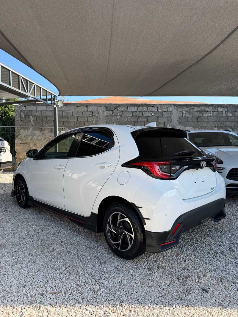 2022 Toyota Yaris 1,5L 2022 Cyprus