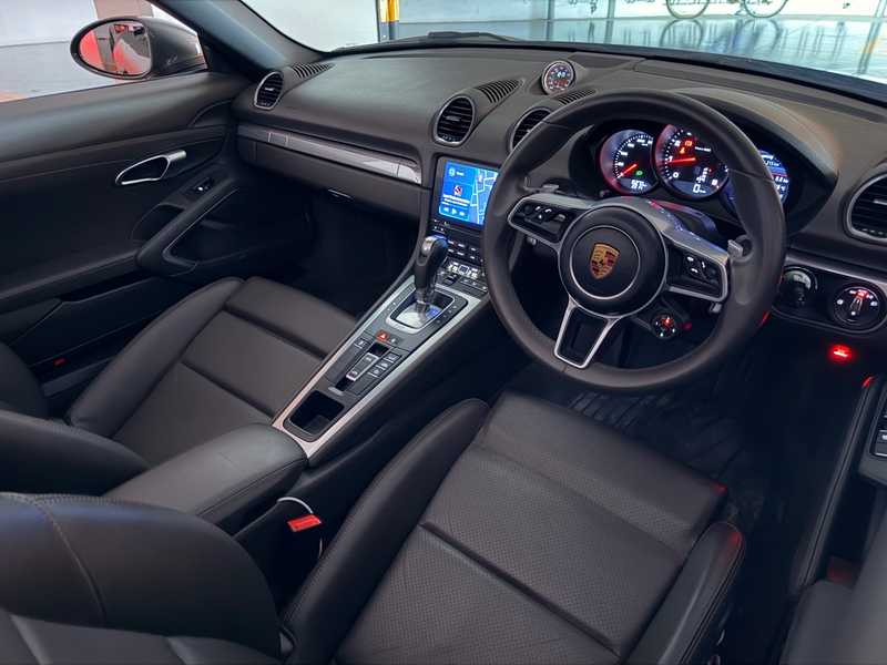 2021 Porsche 718 2,0L 2021 Cyprus