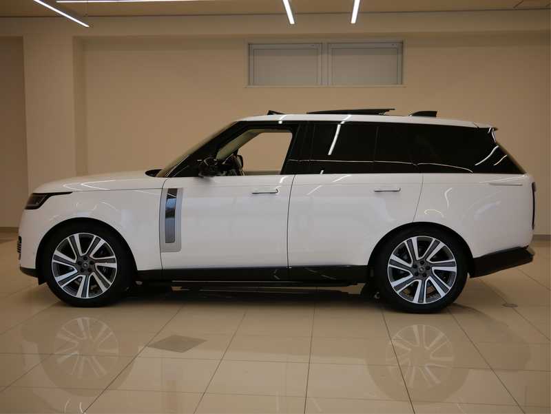 2023 Land Rover Range Rover 4,4L 2023 Cyprus