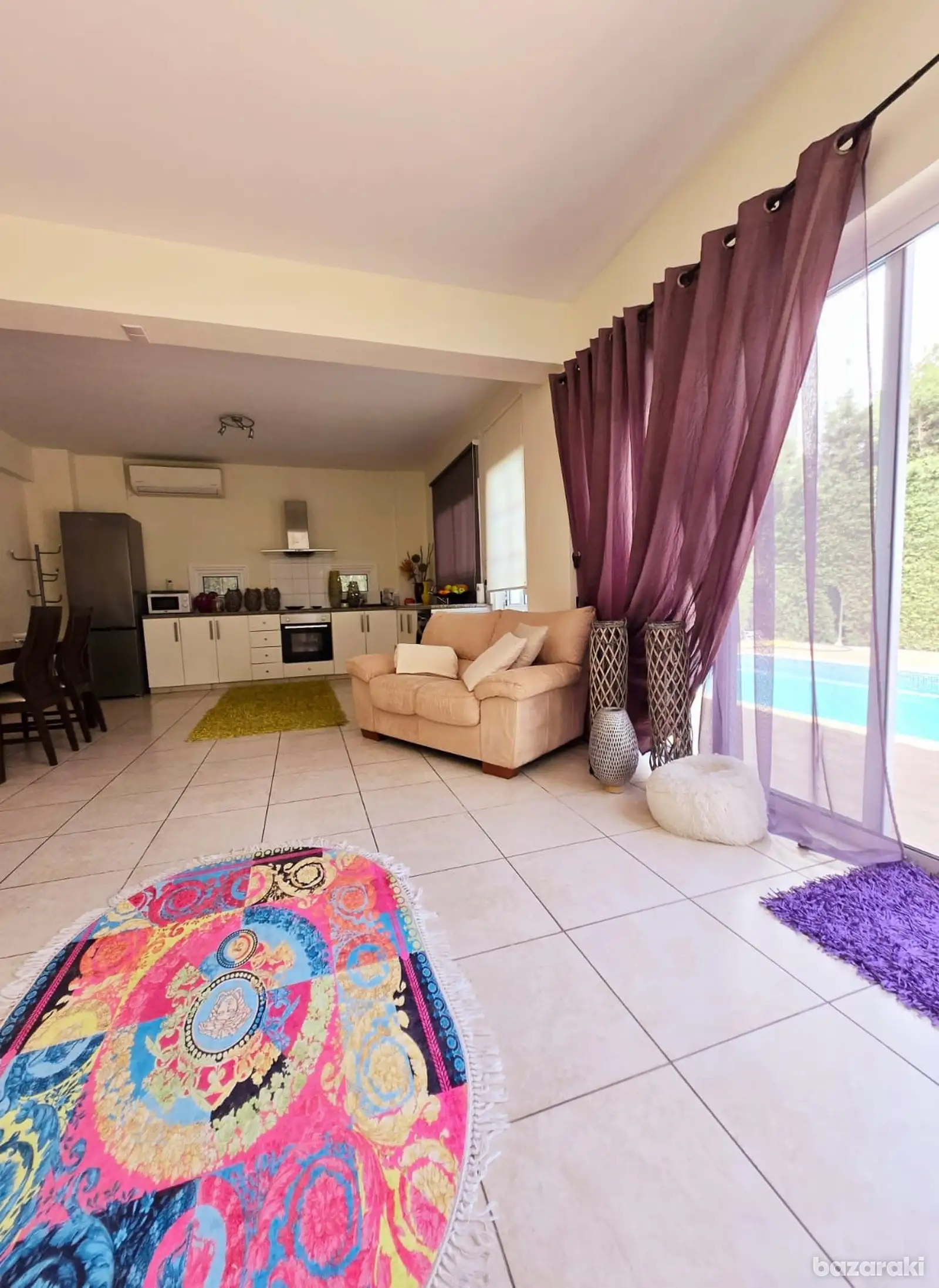 House, 4 bedrooms — 13