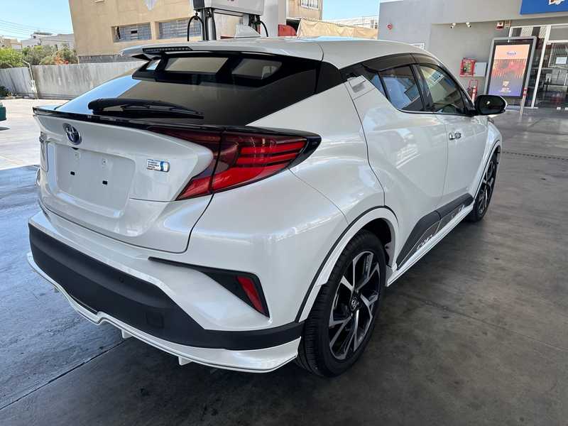 2022 Toyota C-HR 1,8L 2022 Cyprus
