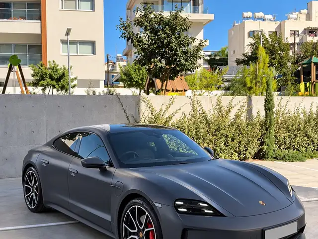 Porsche Taycan