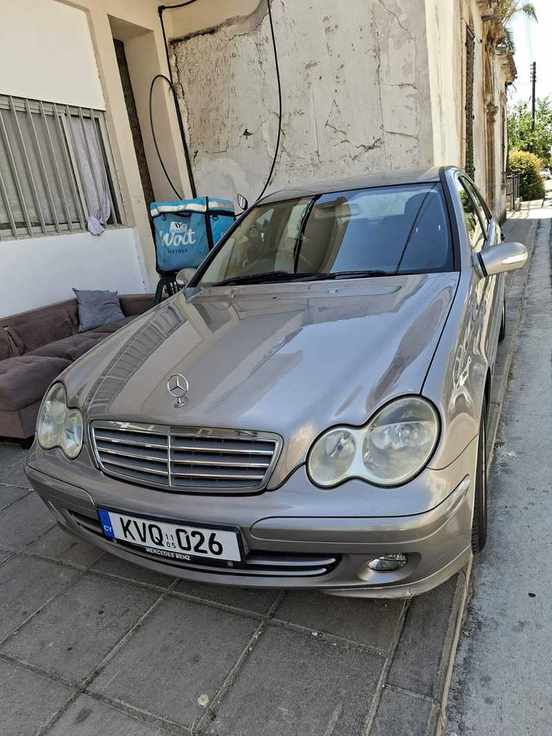 2005 Mercedes-Benz C-Class 2,2L 2005 Cyprus