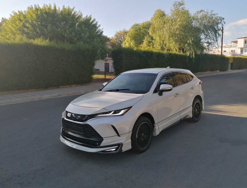 2021 Toyota Harrier 2,5L 2021 Cyprus