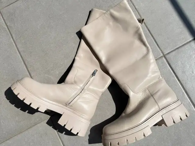 Ash women's boots, Επαρχία Λεμεσού — Λεμεσός - Άγιος Νικόλαος