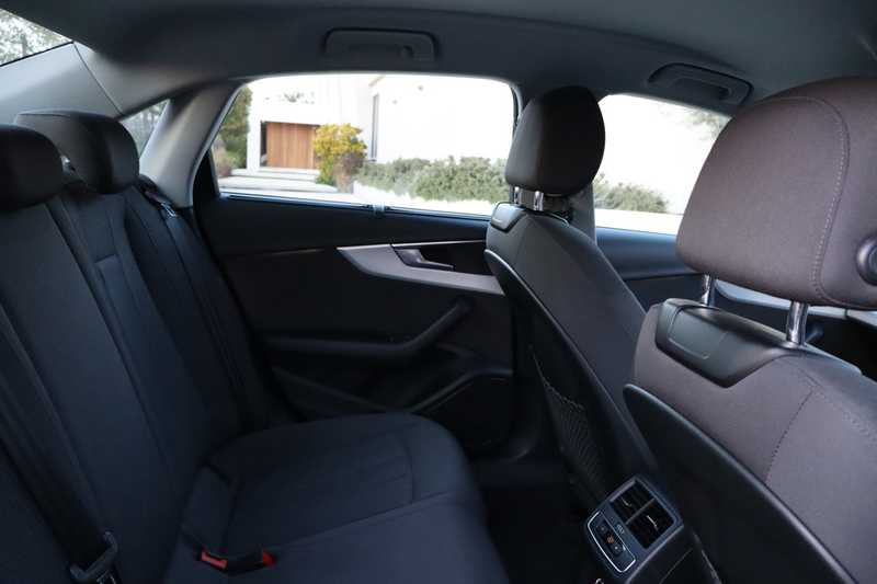 2020 Audi A4 2,0L 2020 Cyprus