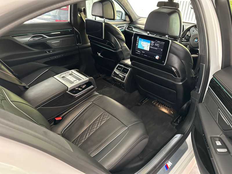 2019 BMW 7-Series 3,0L 2019 Cyprus