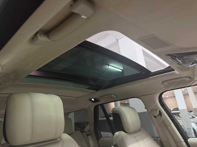 2021 Land Rover Range Rover Vogue 3,0L 2021 Cyprus