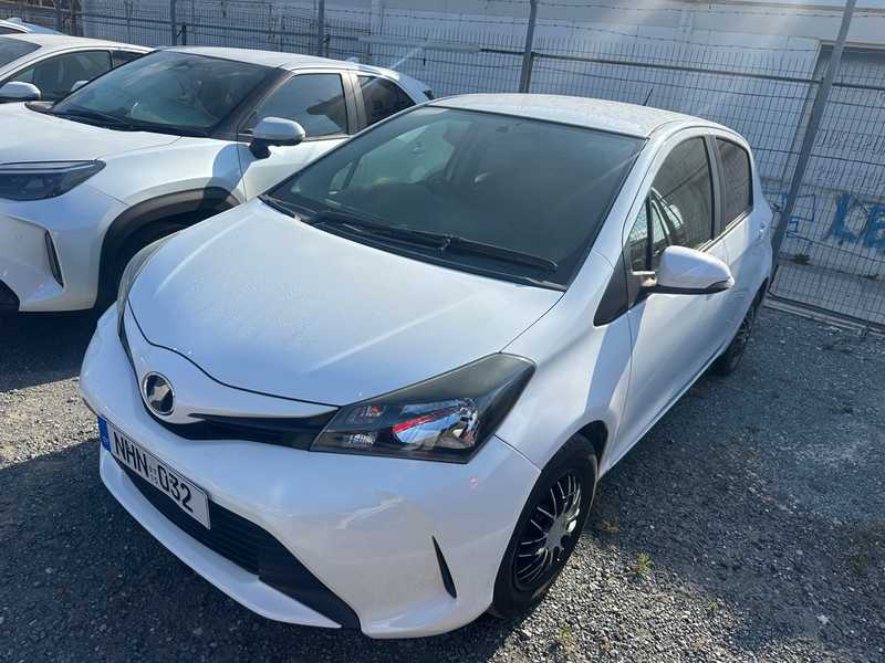 Toyota Vitz 1,3L 2015