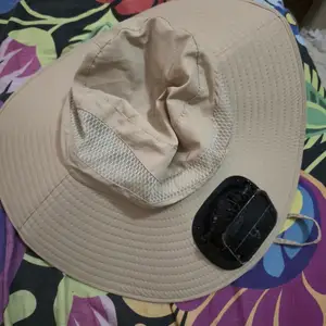 Sollar cap for sun, Επαρχία Λευκωσίας — Λευκωσία - Άγιος Αντώνιος