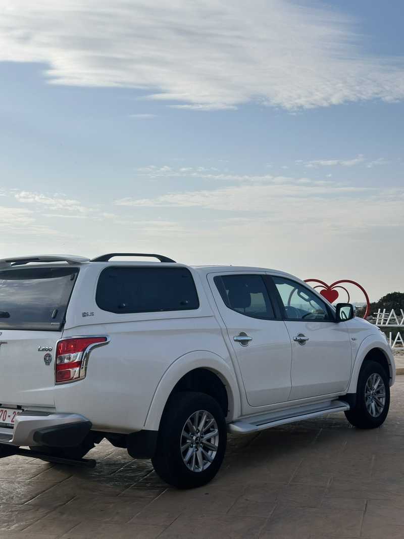 2017 Mitsubishi L200 2,4L 2017 Cyprus