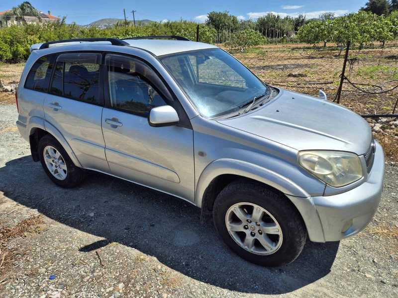 2004 Toyota RAV4 2,0L 2004 Cyprus