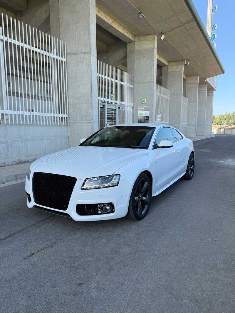 2010 Audi A5 2,0L 2010 Cyprus