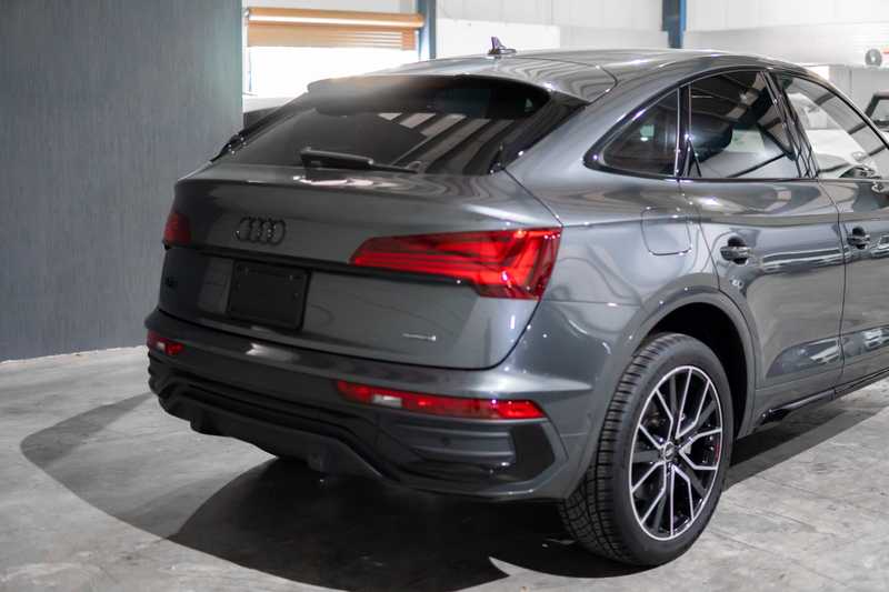 2022 Audi Q5 2,0L 2022 Cyprus