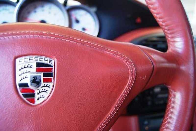 2001 Cars Classic 3,2L 2001 Cyprus