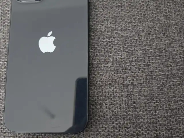 Iphone 13, midnight. Good condition, Επαρχία Λάρνακας — Δροσιά
