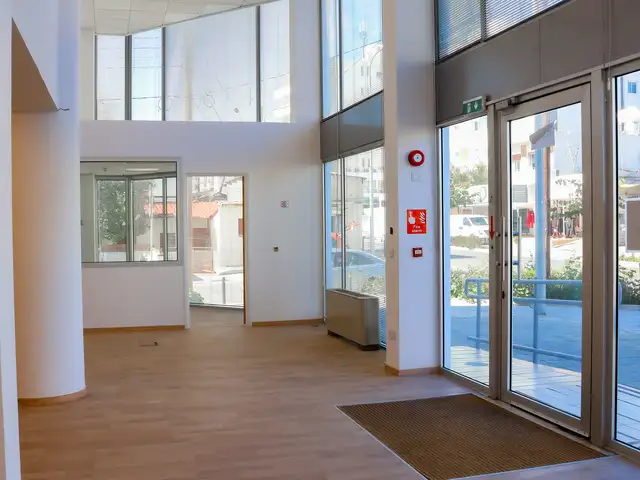 Office/shop/showroom from the owner, Επαρχία Λεμεσού — Λεμεσός - Άγιος Ιωάννης
