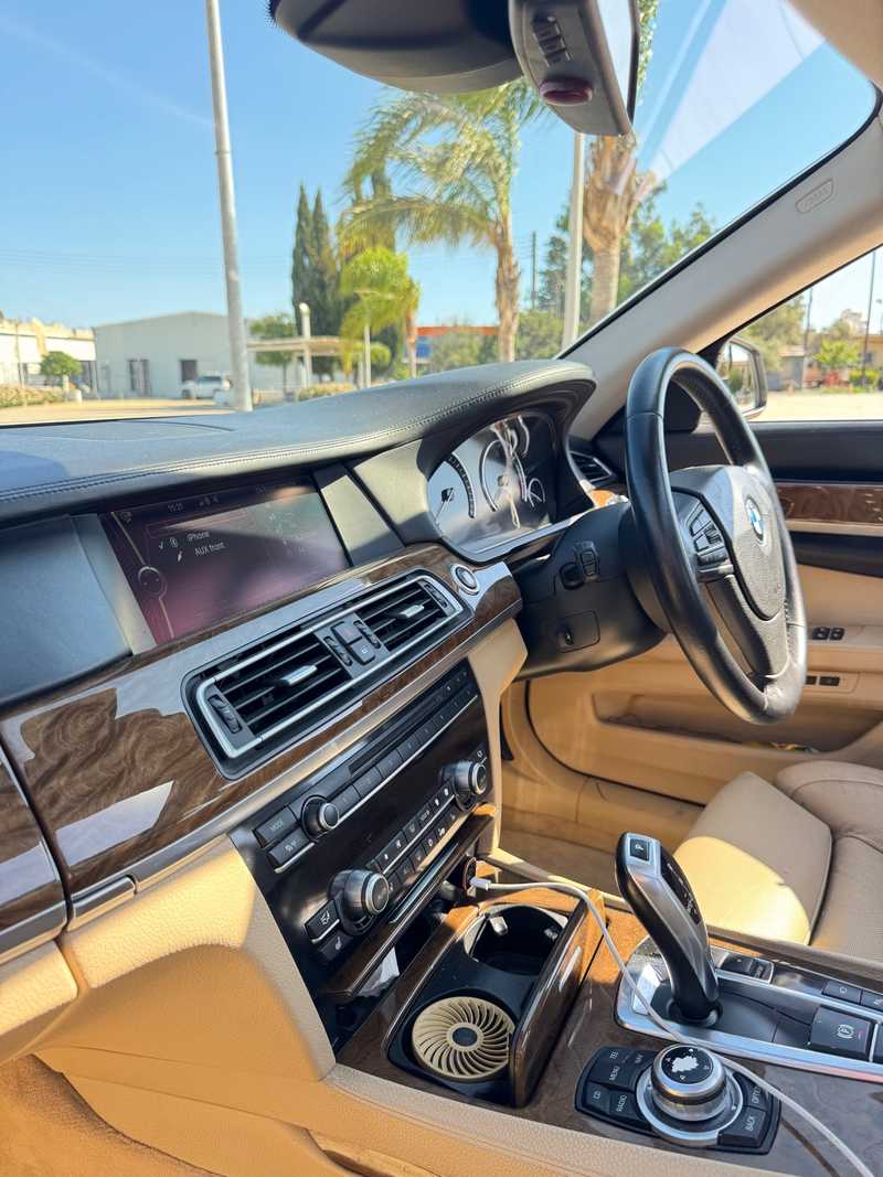 2010 BMW 7-Series 3,0L 2010 Cyprus