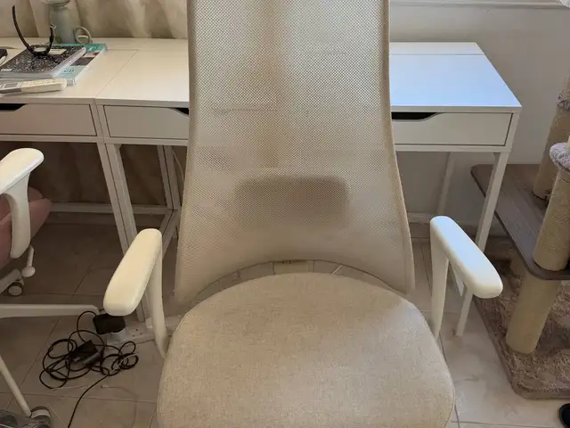 Office chair, Επαρχία Λάρνακας — Λάρνακα - Μακένζυ