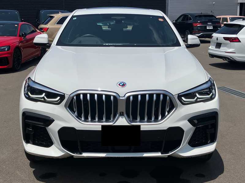 2022 BMW X6 3,0L 2022 Cyprus